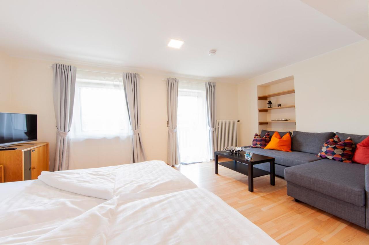 Appartementhaus Eifeladventures Berlingen Екстериор снимка