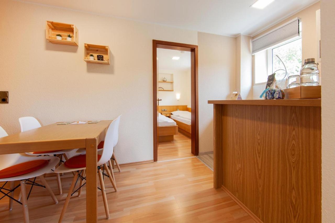 Appartementhaus Eifeladventures Berlingen Екстериор снимка