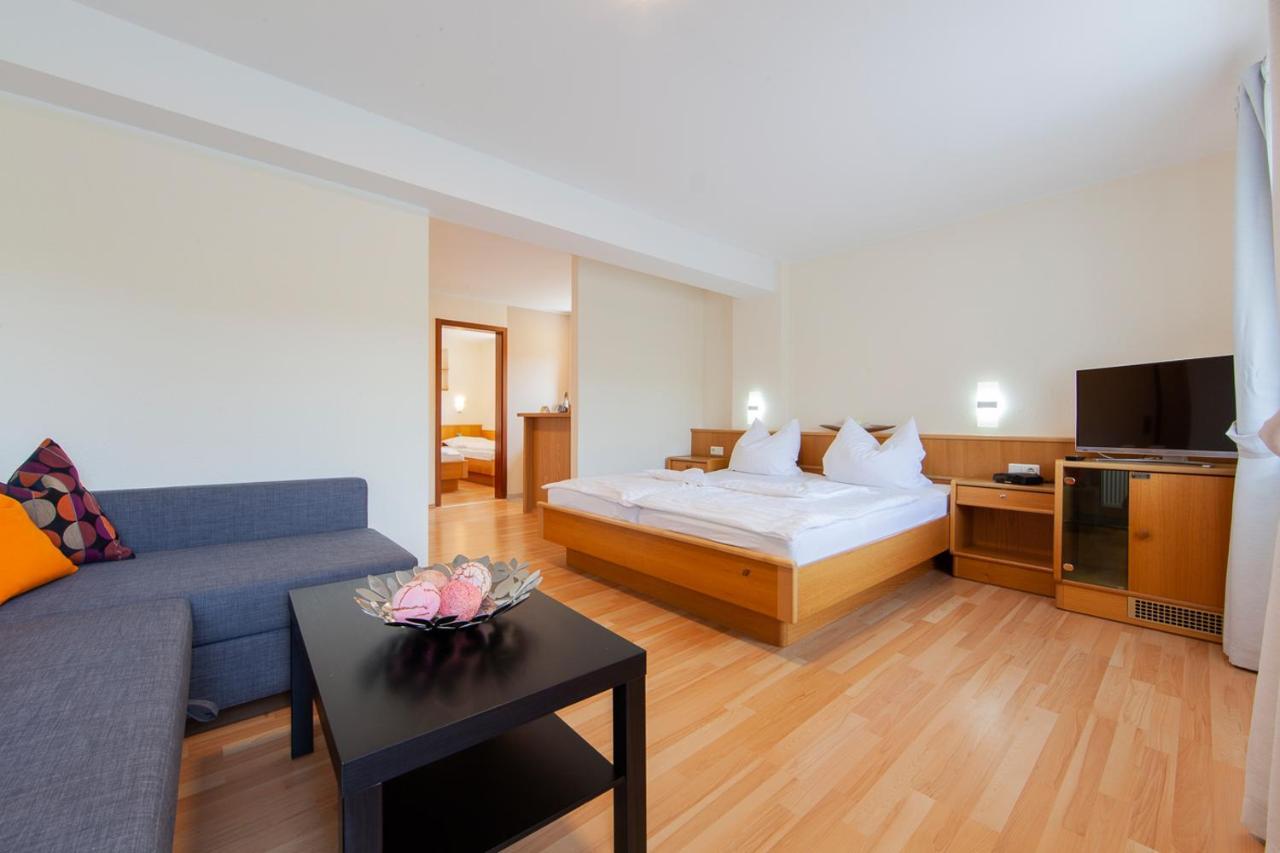 Appartementhaus Eifeladventures Berlingen Екстериор снимка